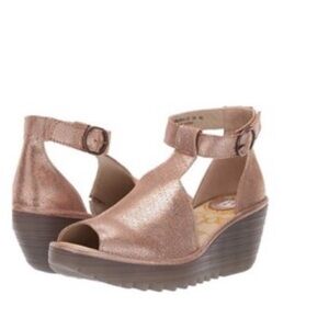 FLY London Yala Wedge Sandals 41 US 10 Rose Gold Metallic Leather Peep Toe